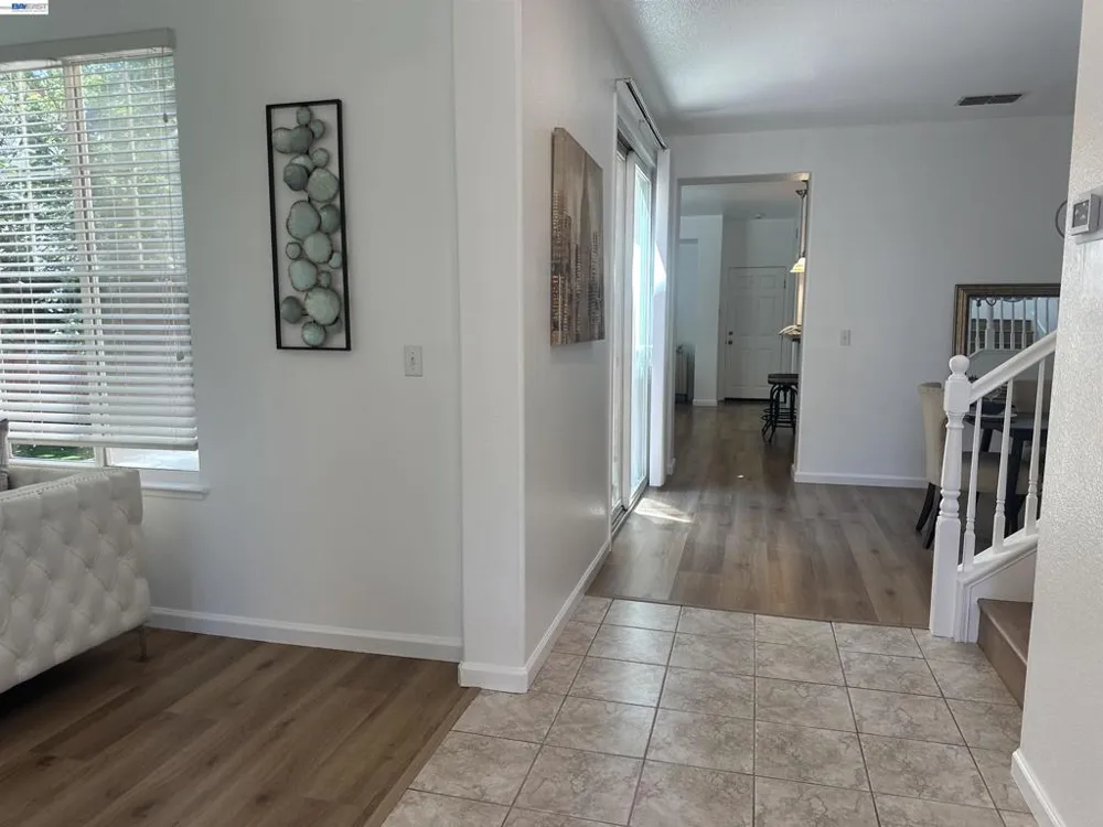 140 W Brilloso Ln Mountain House, CA 95391