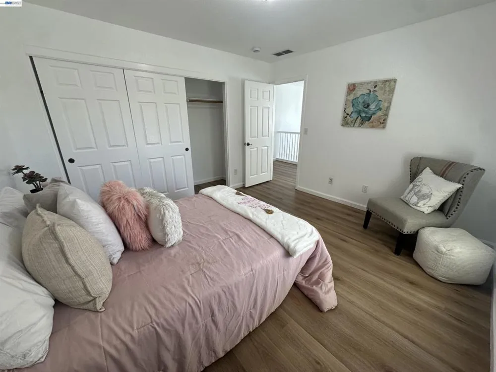 140 W Brilloso Ln Mountain House, CA 95391