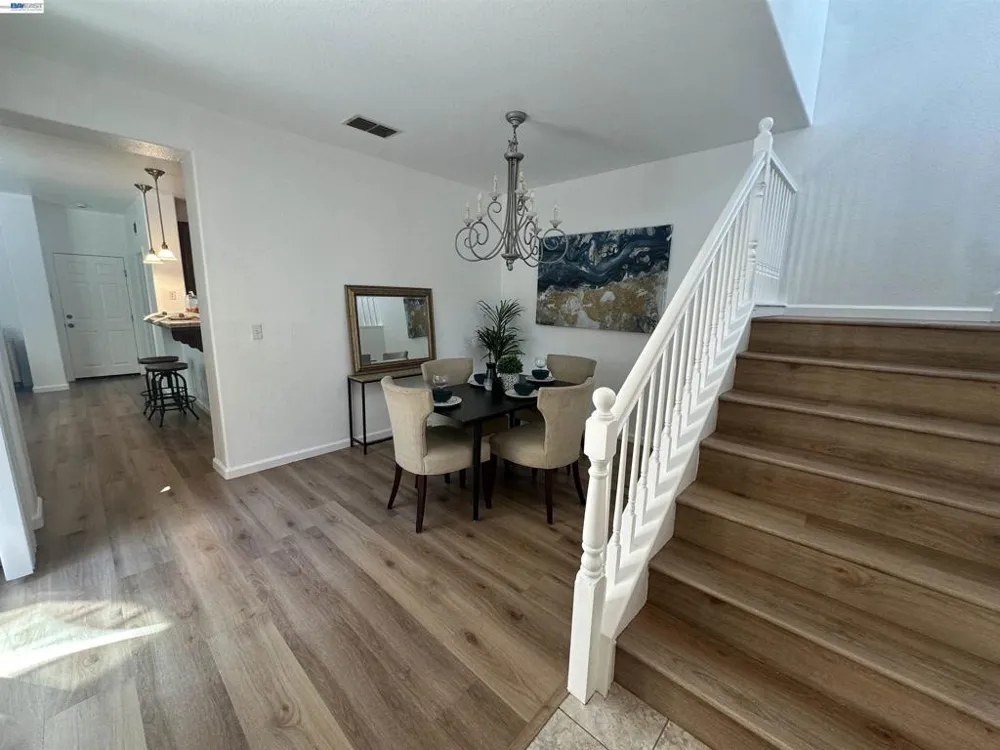 140 W Brilloso Ln Mountain House, CA 95391