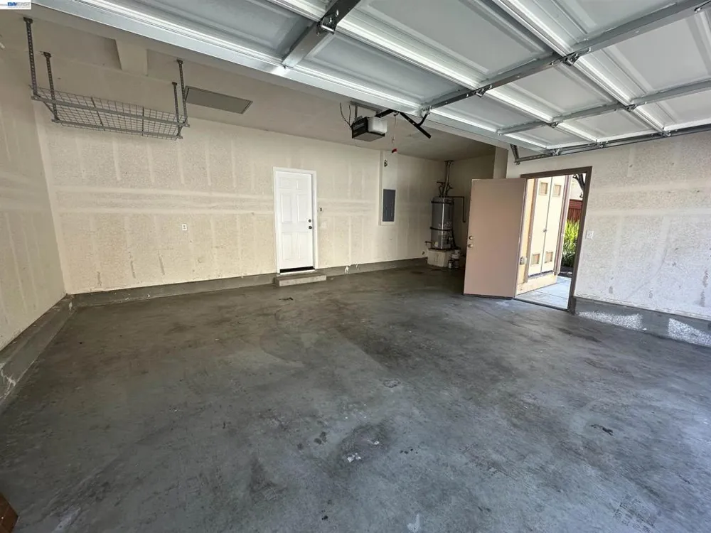140 W Brilloso Ln Mountain House, CA 95391