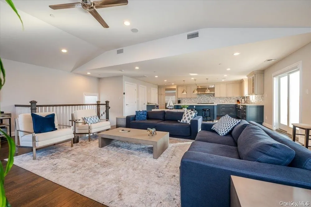206 Grand Boulevard Long Beach, NY 11561