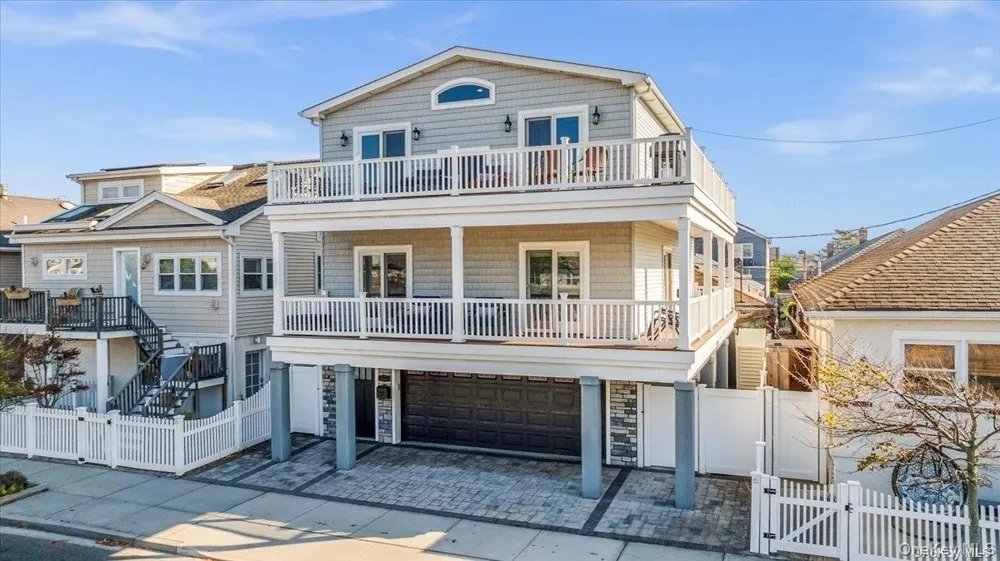 206 Grand Boulevard Long Beach, NY 11561