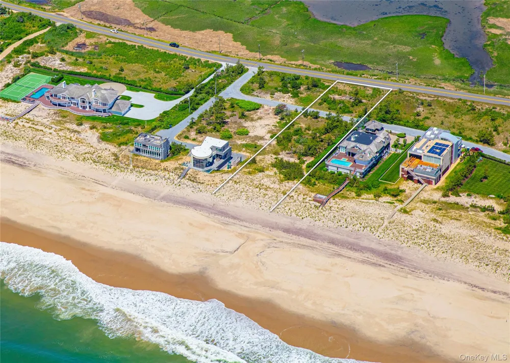 71A Dune Road East Quogue, NY 11942