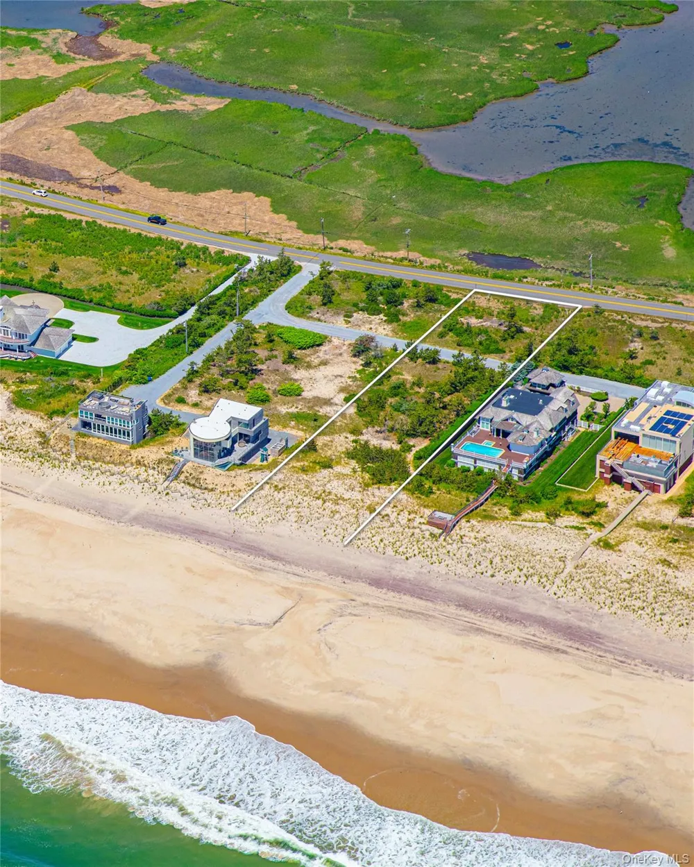 71A Dune Road East Quogue, NY 11942