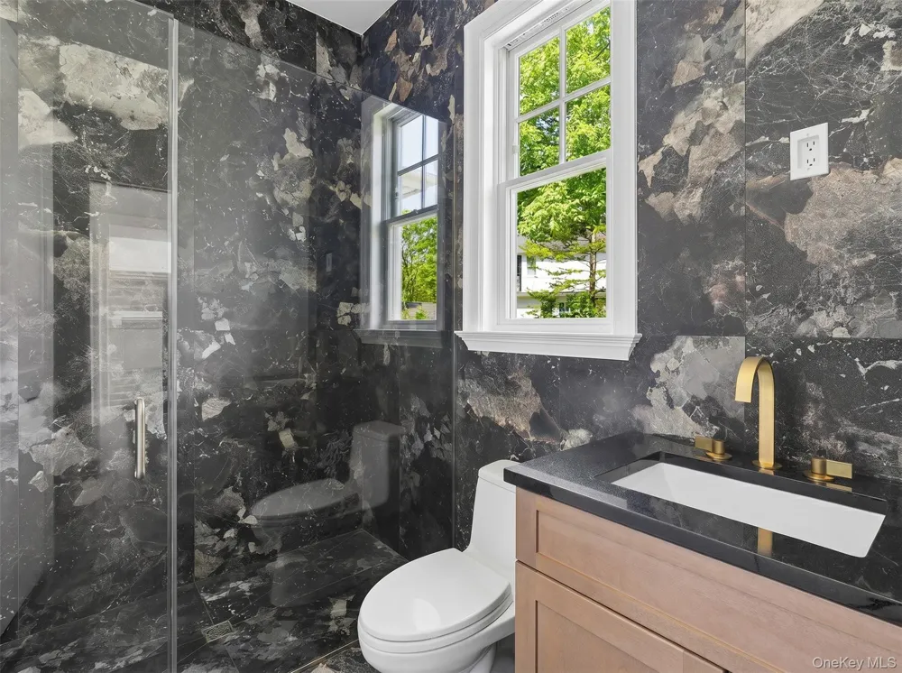 78 Meeting House Road Westhampton Beach, NY 11978