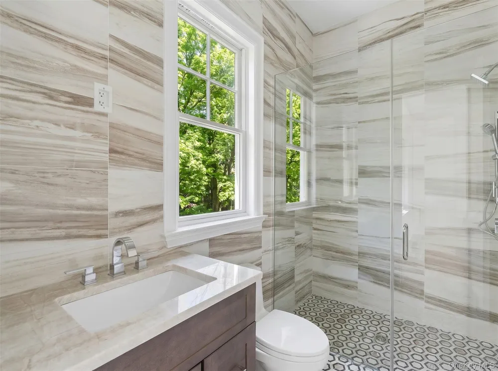 78 Meeting House Road Westhampton Beach, NY 11978