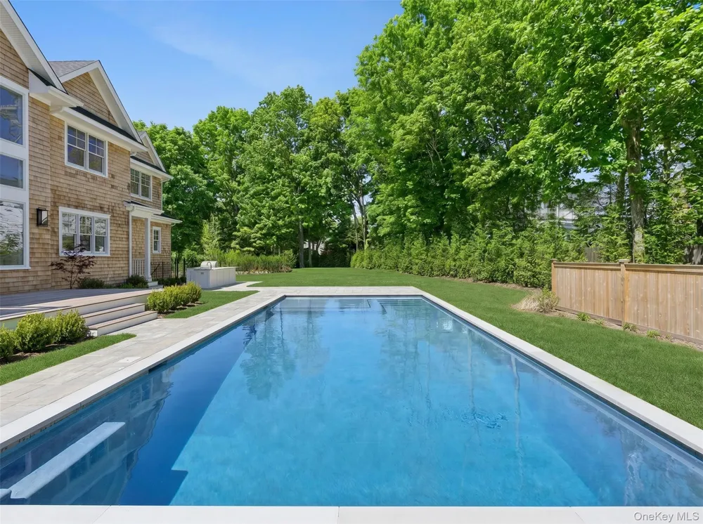 78 Meeting House Road Westhampton Beach, NY 11978