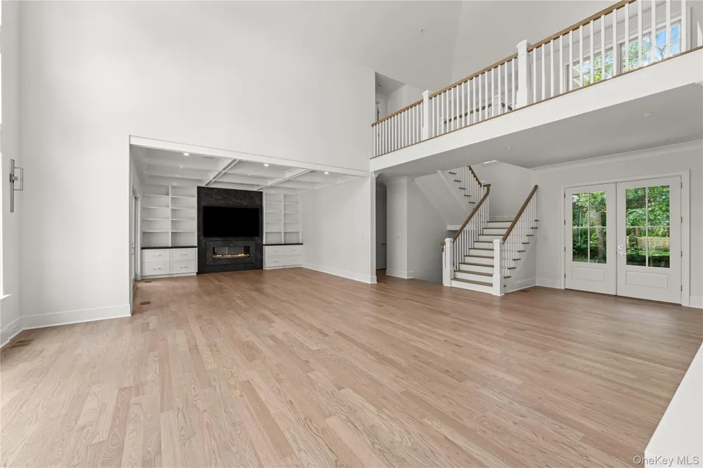 78 Meeting House Road Westhampton Beach, NY 11978