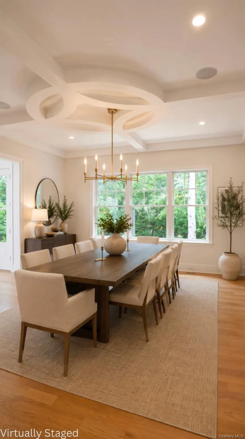 78 Meeting House Road Westhampton Beach, NY 11978
