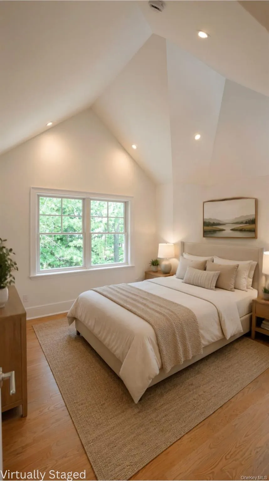 78 Meeting House Road Westhampton Beach, NY 11978