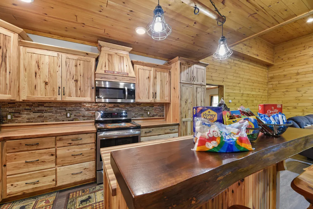 64778 Union Road Cassopolis, MI 49031