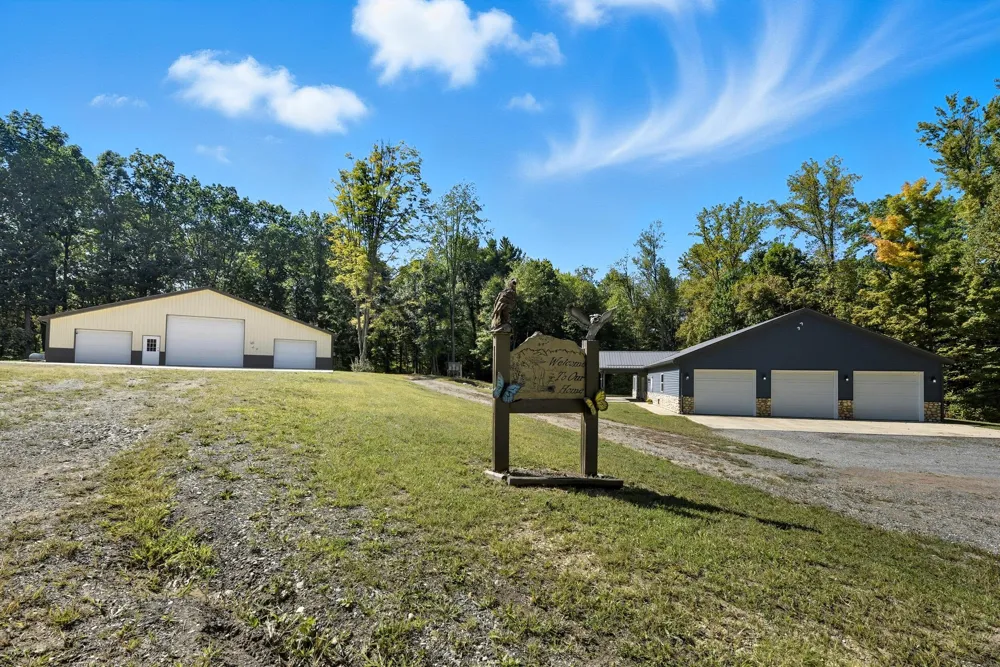 64778 Union Road Cassopolis, MI 49031