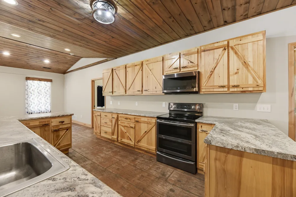 64778 Union Road Cassopolis, MI 49031