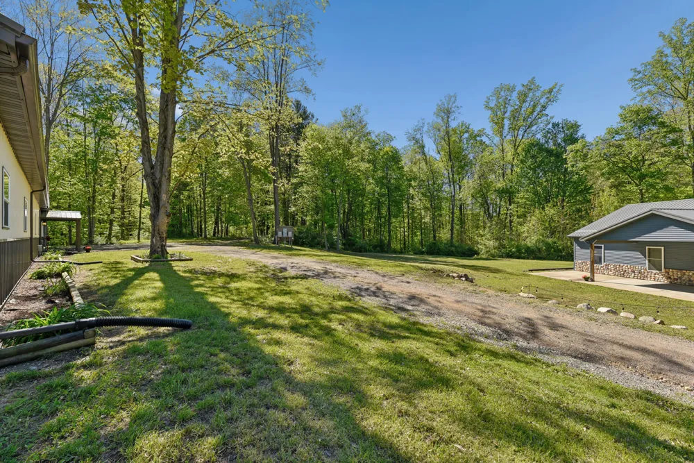 64778 Union Road Cassopolis, MI 49031