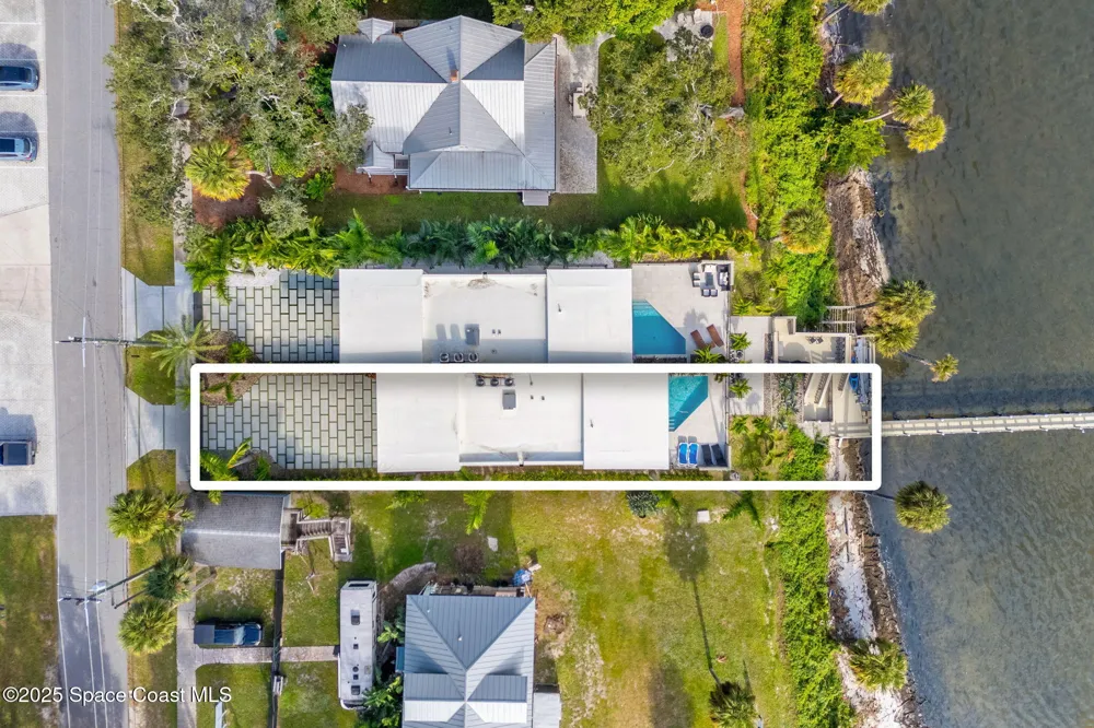 1809 Riverview Drive Melbourne, FL 32901