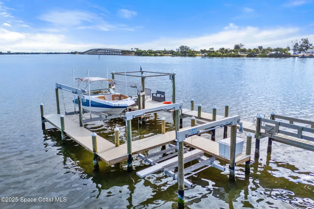 1809 Riverview Drive Melbourne, FL 32901