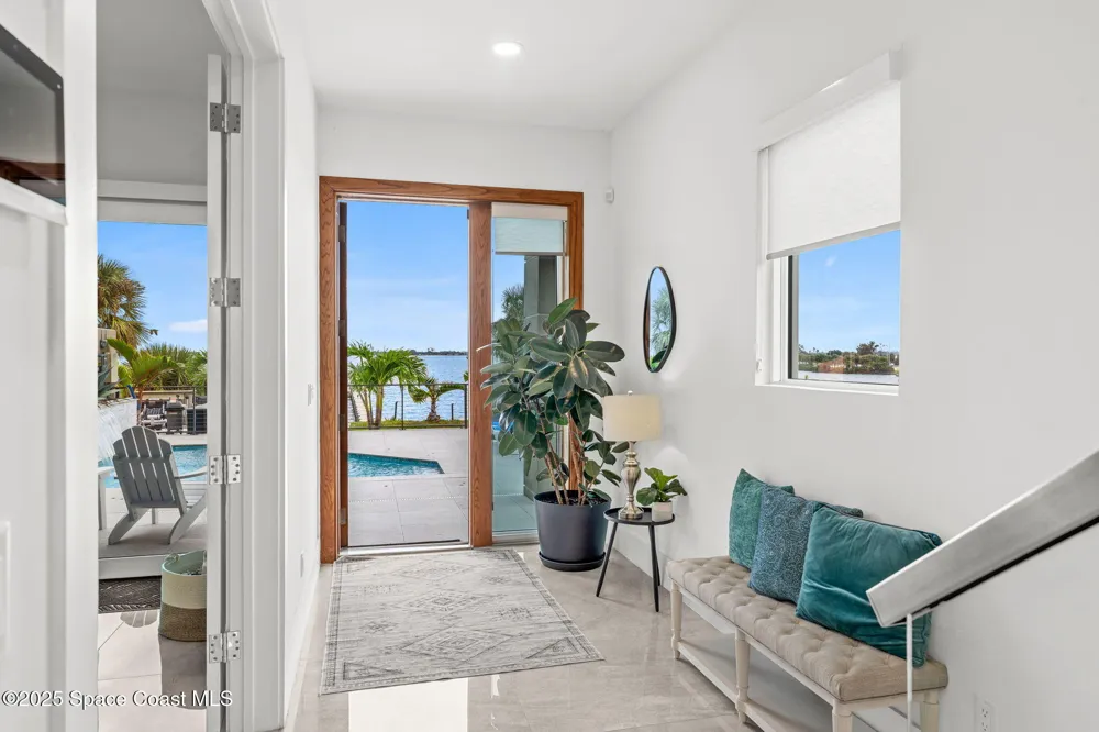 1809 Riverview Drive Melbourne, FL 32901