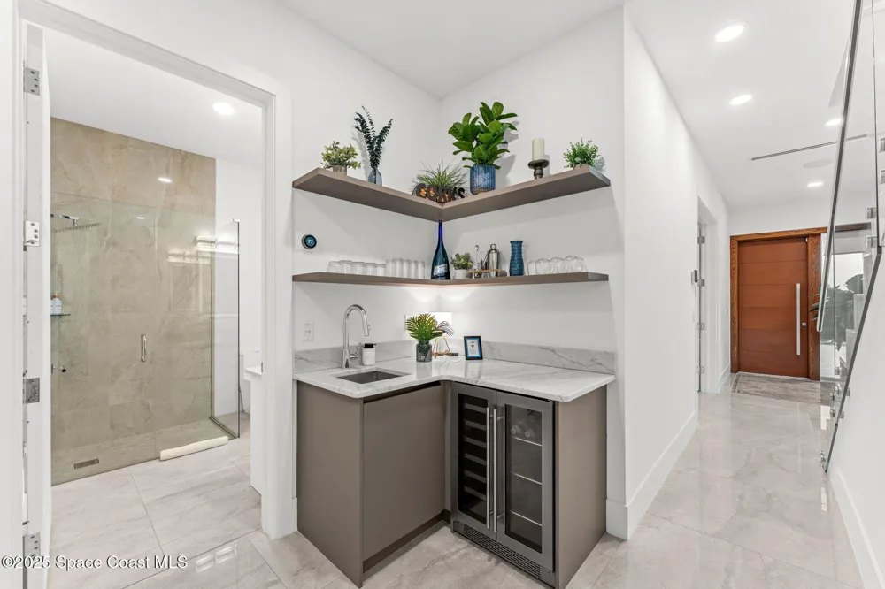 1809 Riverview Drive Melbourne, FL 32901