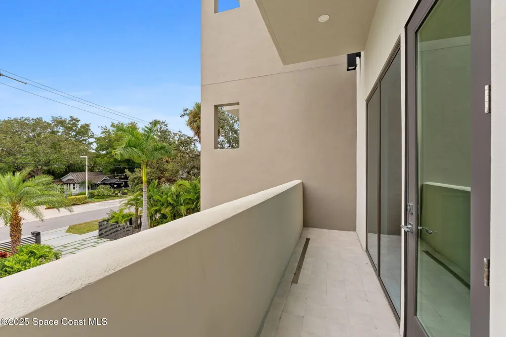 1809 Riverview Drive Melbourne, FL 32901
