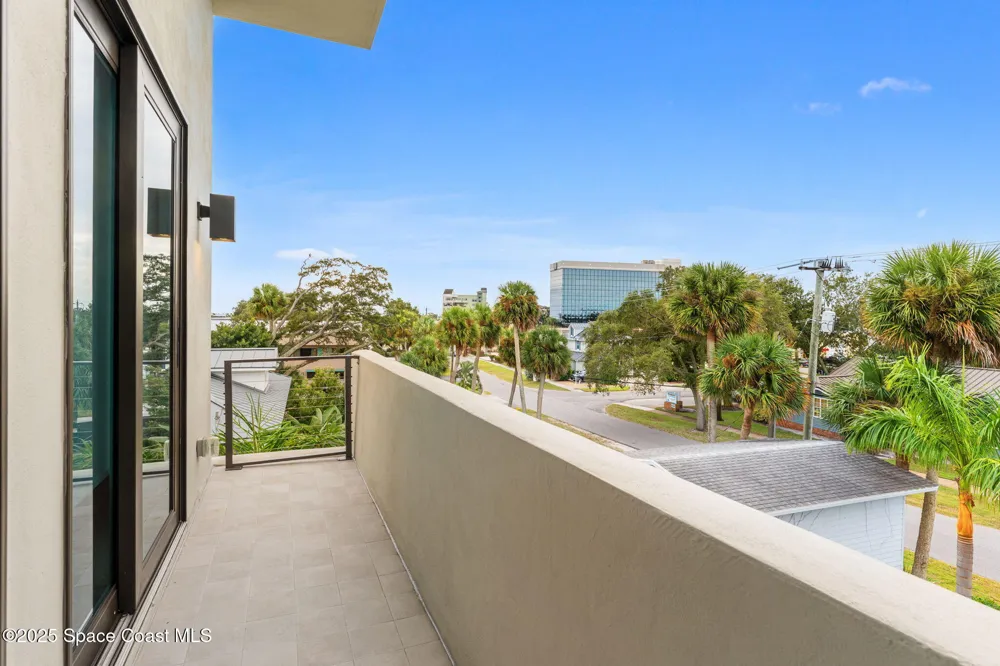 1809 Riverview Drive Melbourne, FL 32901