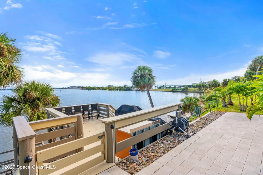 1807 Riverview Drive Melbourne, FL 32901