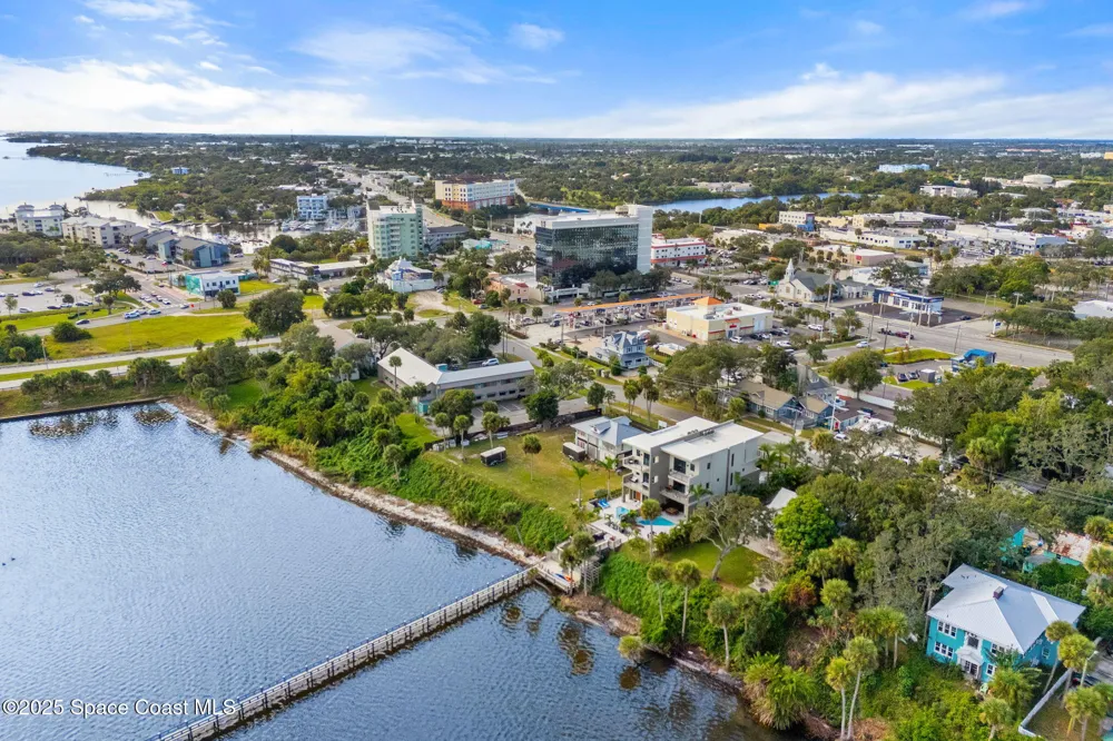 1807 Riverview Drive Melbourne, FL 32901