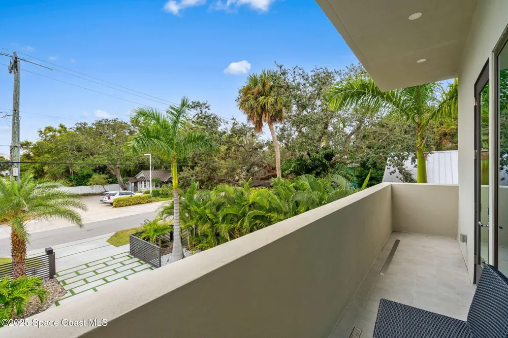 1807 Riverview Drive Melbourne, FL 32901