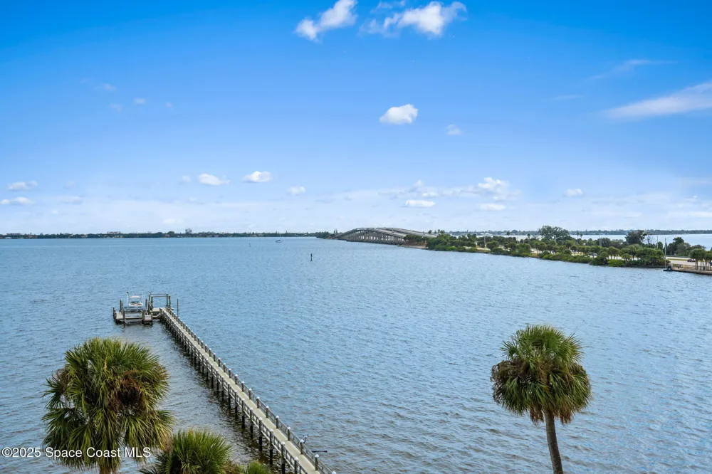 1807 Riverview Drive Melbourne, FL 32901