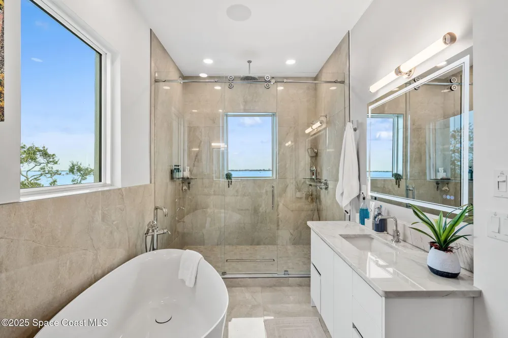 1807 Riverview Drive Melbourne, FL 32901