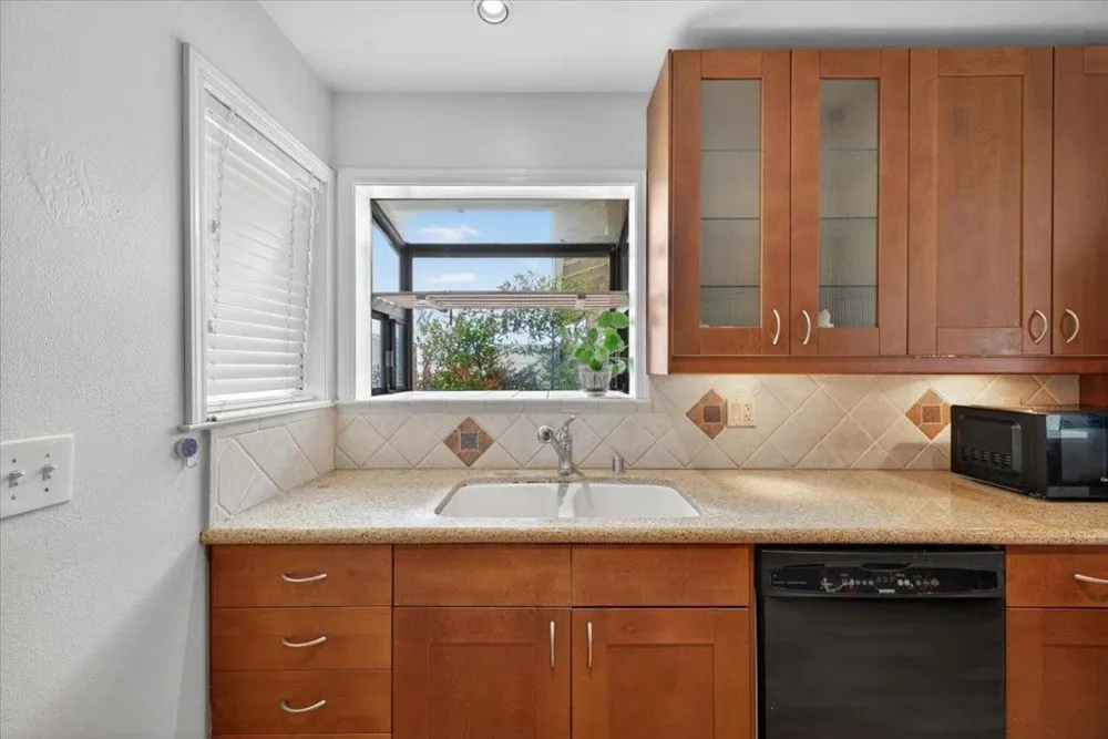 251 La Mesa Drive Salinas, CA 93901