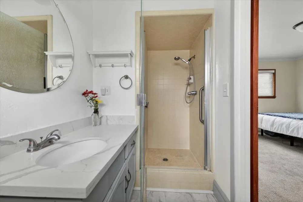 251 La Mesa Drive Salinas, CA 93901