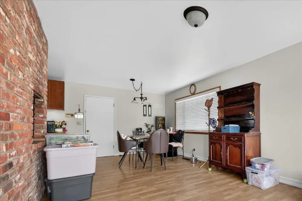 251 La Mesa Drive Salinas, CA 93901
