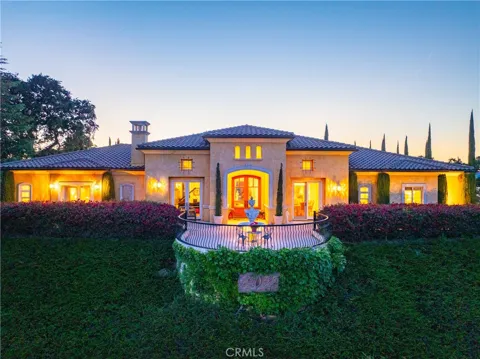 2035 Rancho Caro