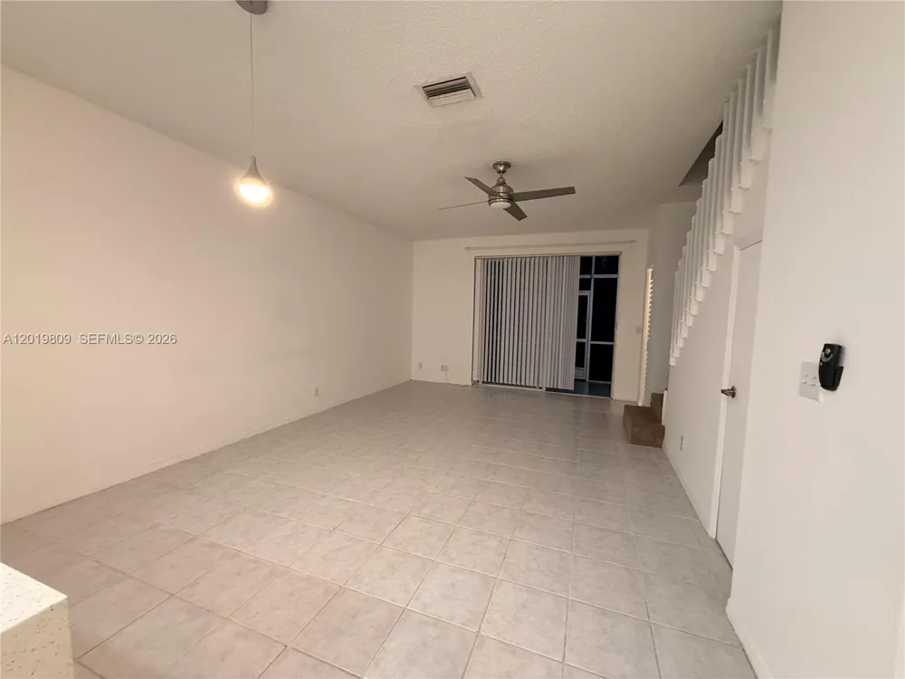 2078 Madeira Dr #0 Weston, FL 33327