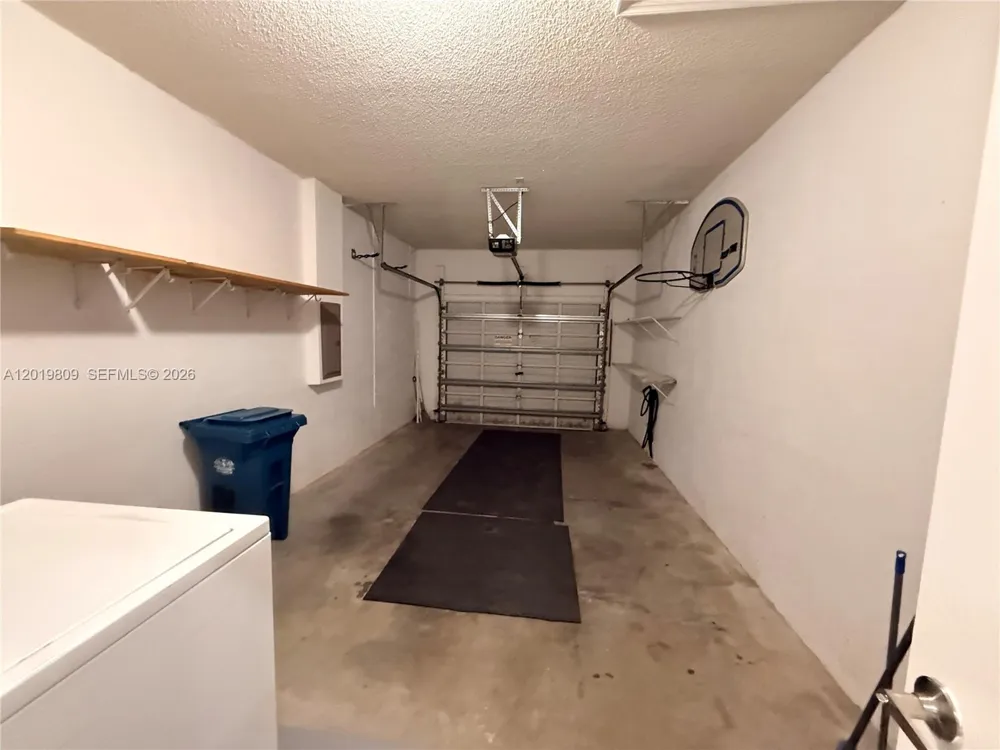2078 Madeira Dr #0 Weston, FL 33327