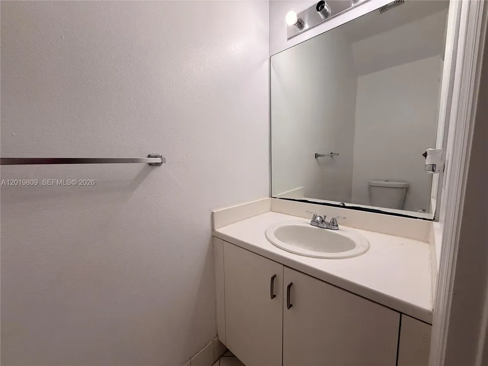 2078 Madeira Dr #0 Weston, FL 33327