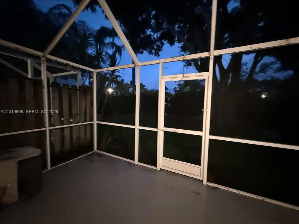 2078 Madeira Dr #0 Weston, FL 33327