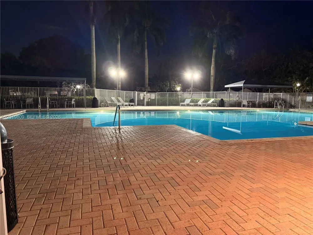 2078 Madeira Dr #0 Weston, FL 33327