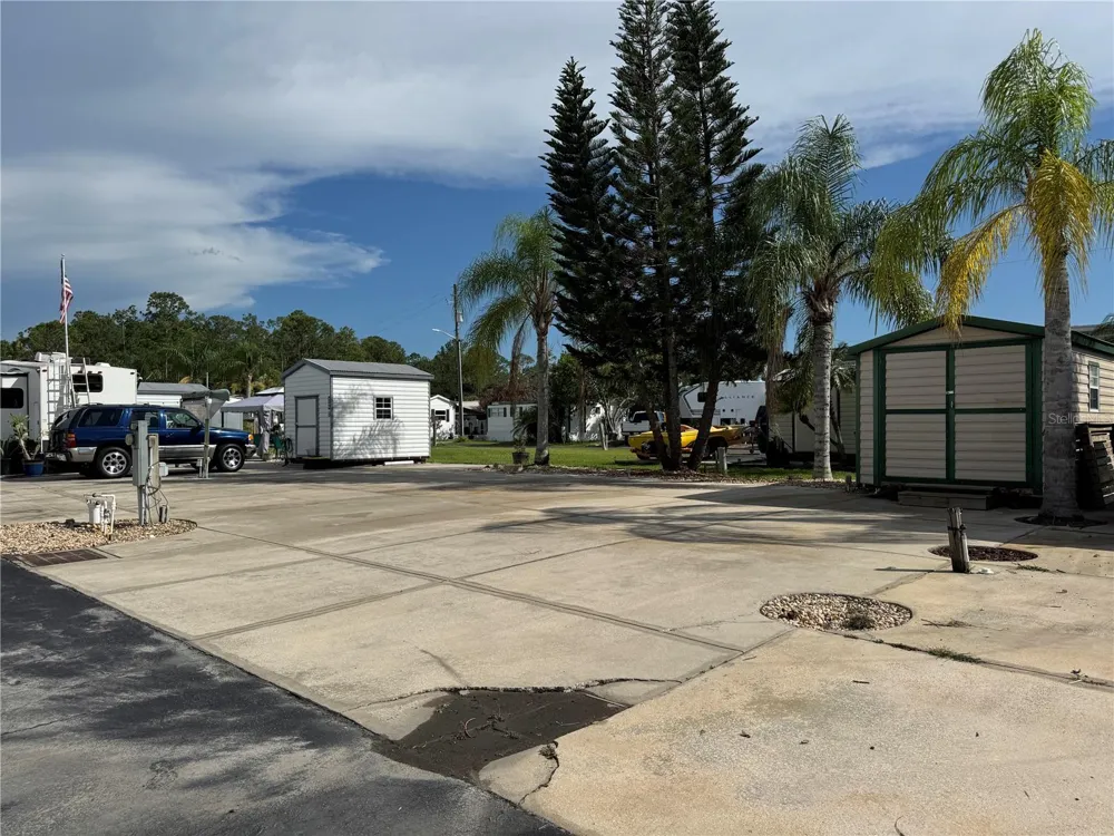 1310 PINE ISLAND DRIVE St Cloud, FL 34771