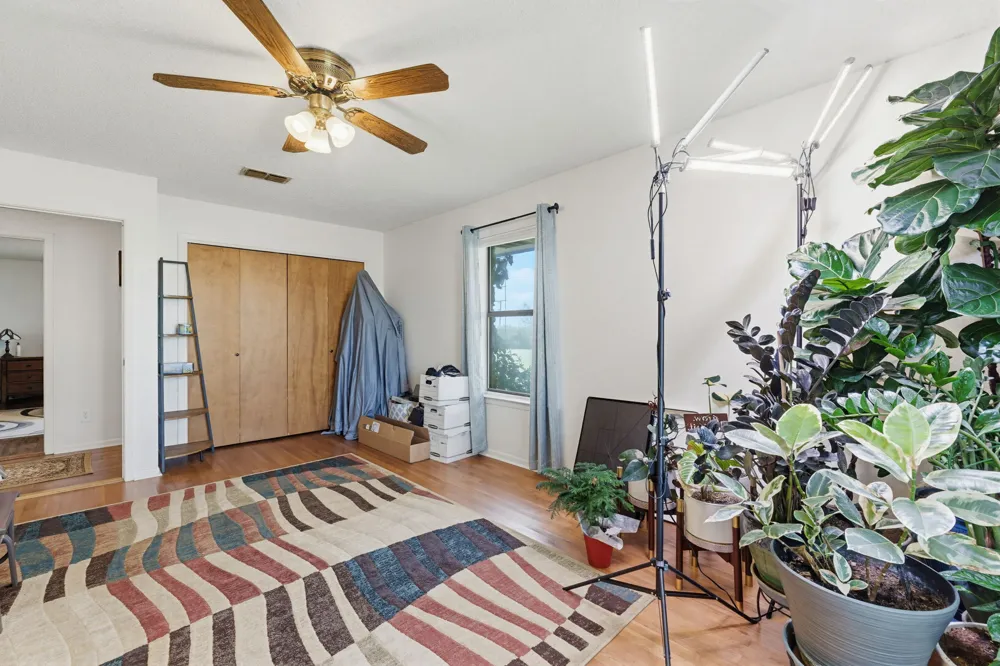 120 Rae Lane Jarrell, TX 76537
