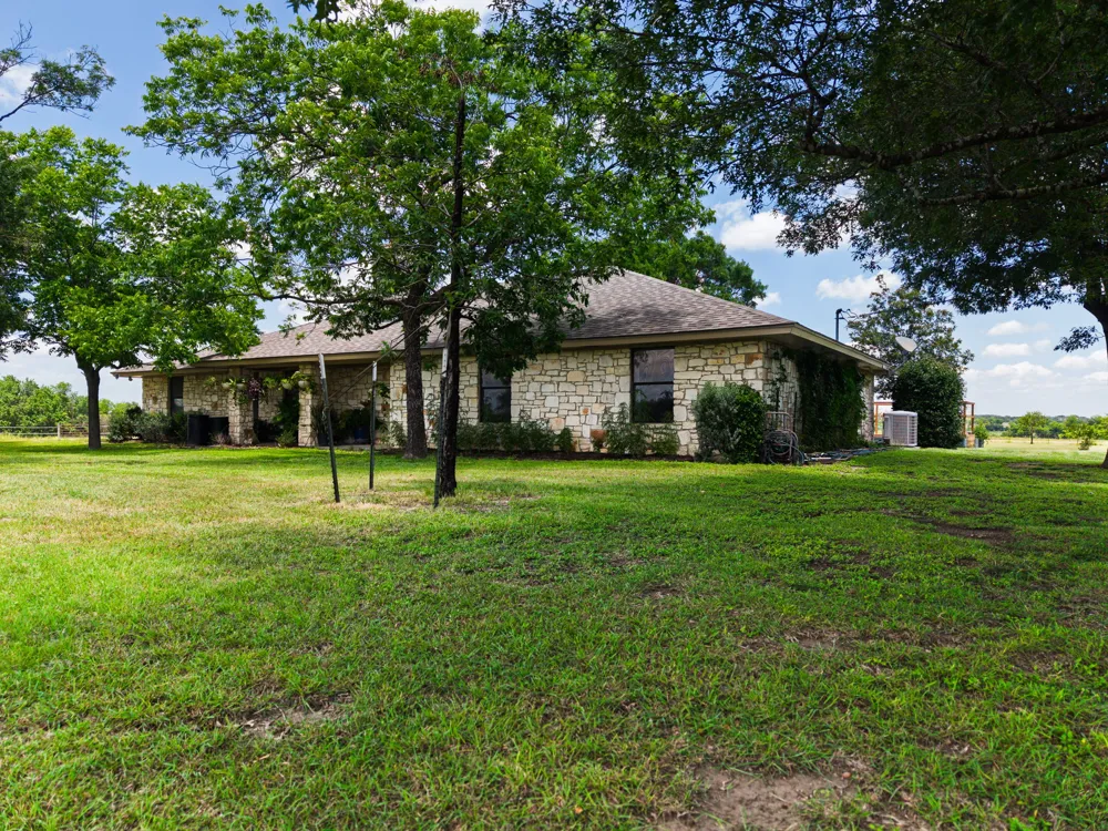 120 Rae Lane Jarrell, TX 76537