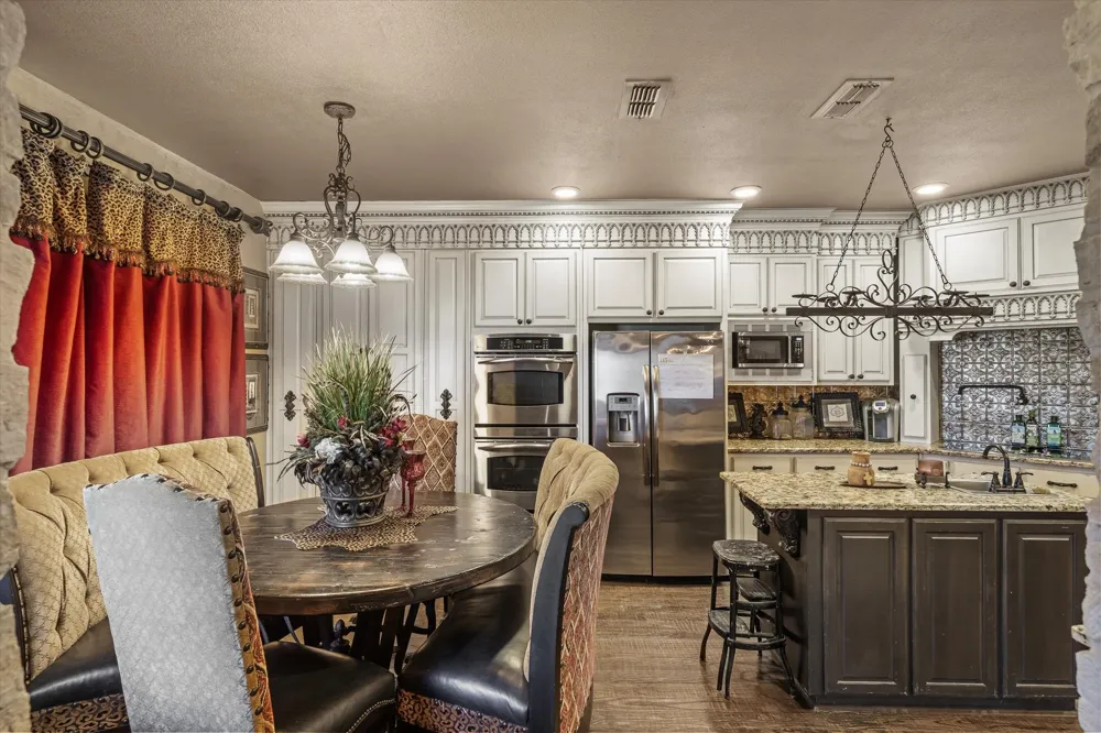 347 VZ County Road 3108 Edgewood, TX 75117