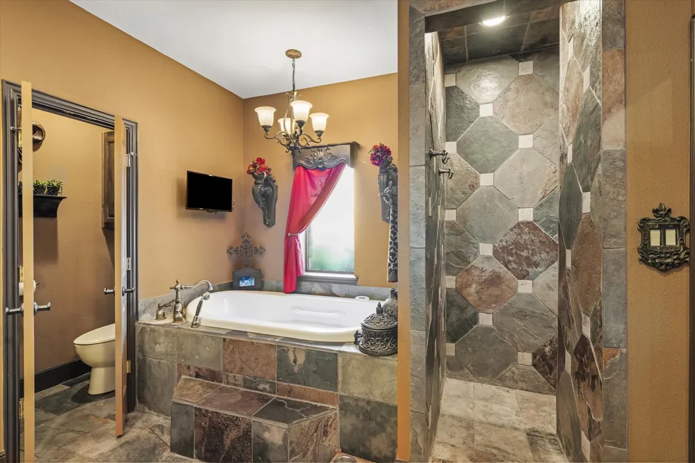 347 VZ County Road 3108 Edgewood, TX 75117