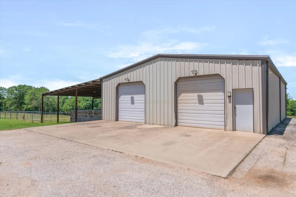 347 VZ County Road 3108 Edgewood, TX 75117