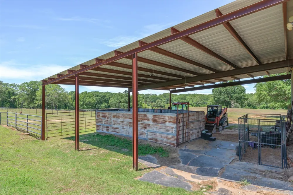 347 VZ County Road 3108 Edgewood, TX 75117
