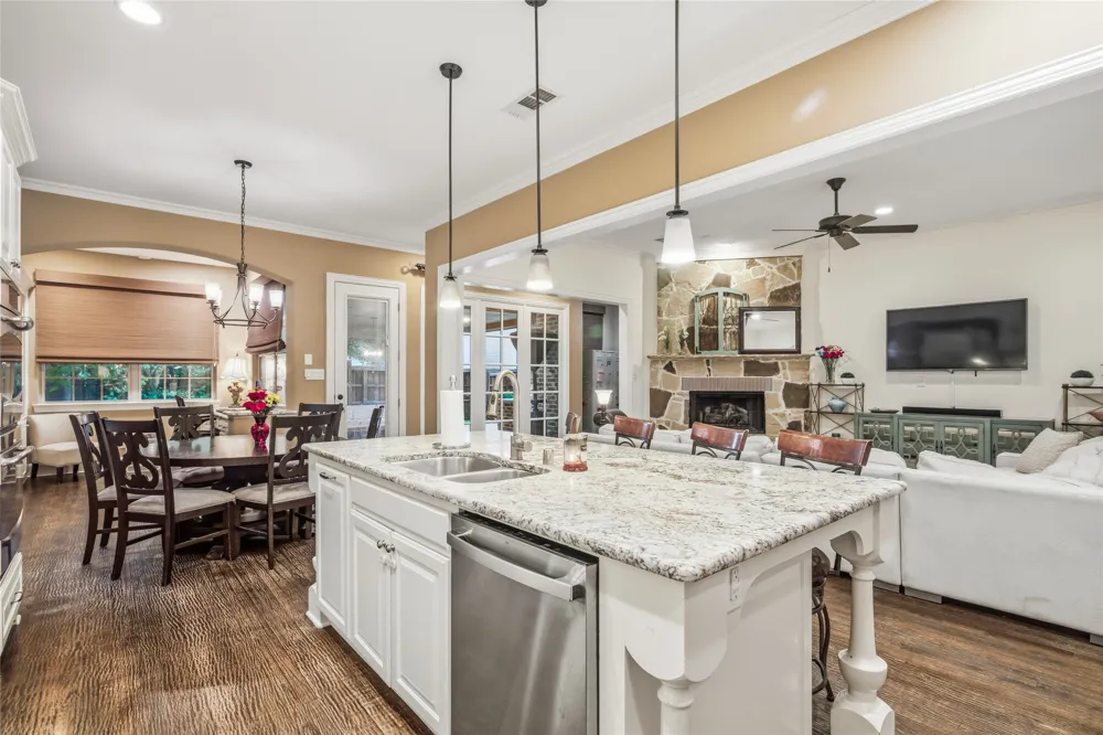 2256 Cardinal Boulevard Carrollton, TX 75010