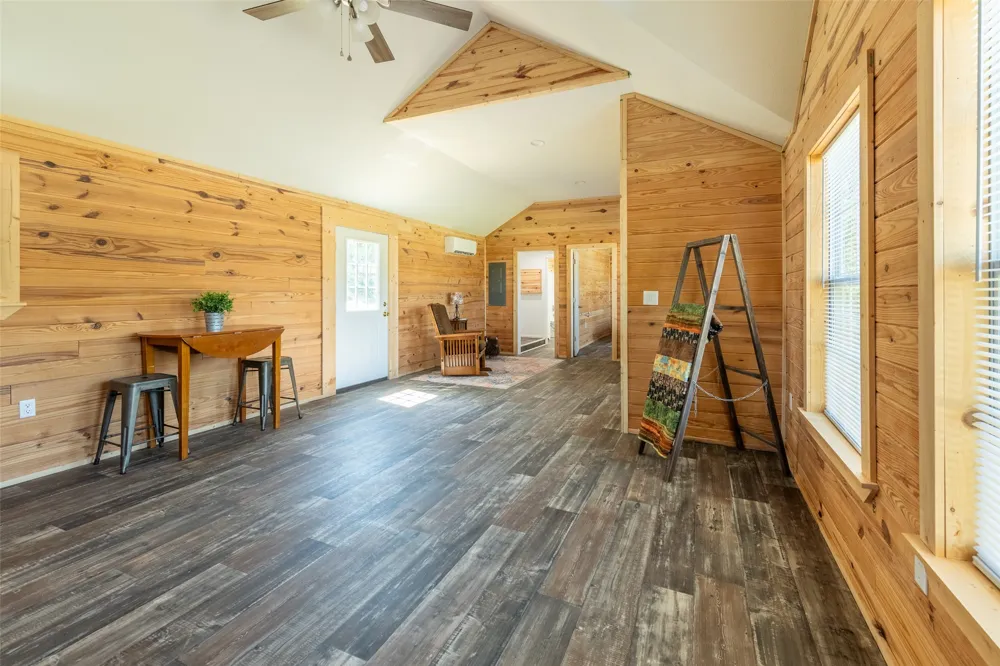 19170 FM 1602 Hico, TX 76457