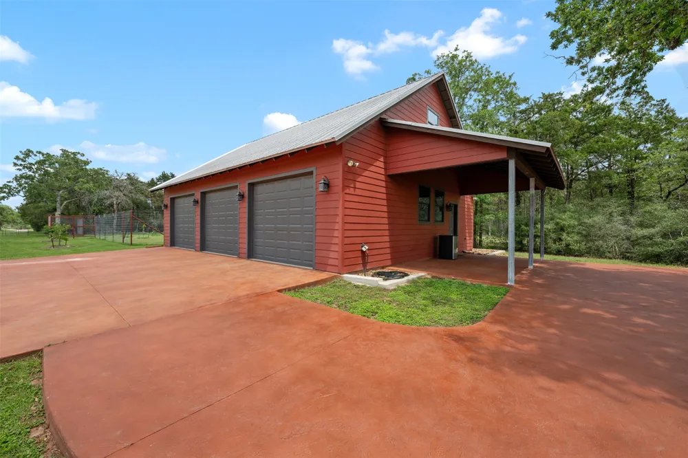 1304 E State Highway 71 West Point, TX 78963