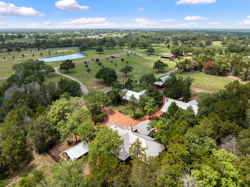 1304 E State Highway 71 West Point, TX 78963