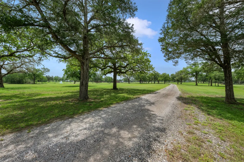 1304 E State Highway 71 West Point, TX 78963